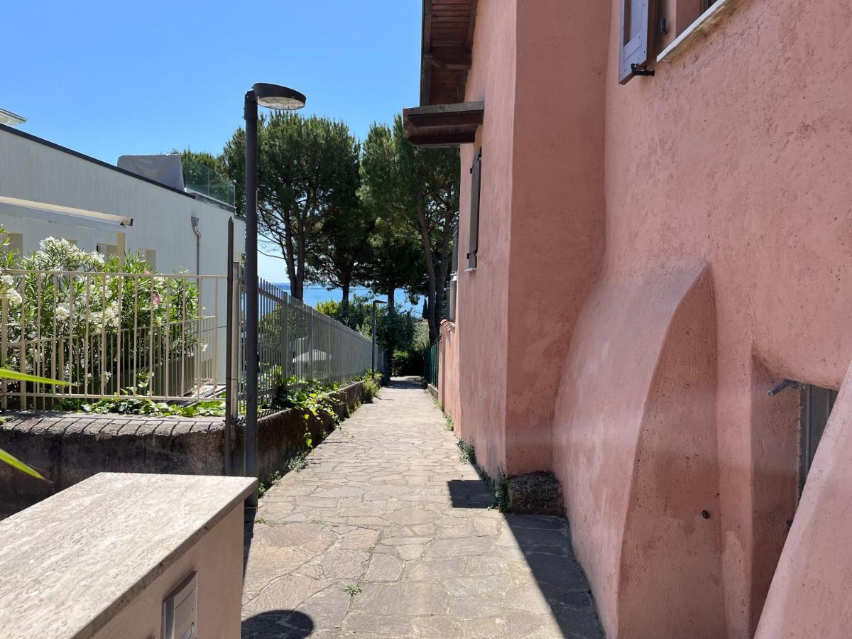 Bilocale A Due Passi Dal Lago Moniga del Garda Exteriör bild